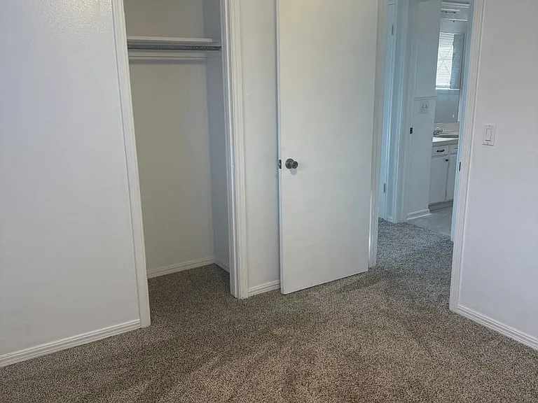 315 Willow Pl — Photo 16