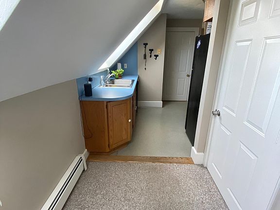 2nd image of 250 Elm St #2