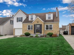 147 Paramount Pkwy, Buffalo, NY 14223