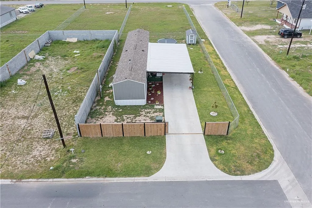 Building Photo - 321 Felicidad Ave