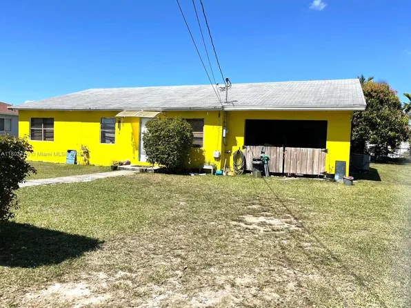 12035 SW 214th Ter, Miami, FL 33177