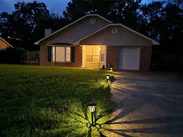 707 Timber Ridge Trl, Hinesville, GA 31313