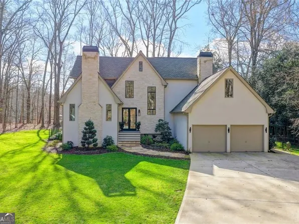 1789 Riverside Rd, Roswell, GA 30076