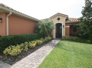553 Monterey St, Poinciana, FL 34759