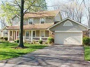 333 Summer Ridge Dr, Saint Charles, MO 63304