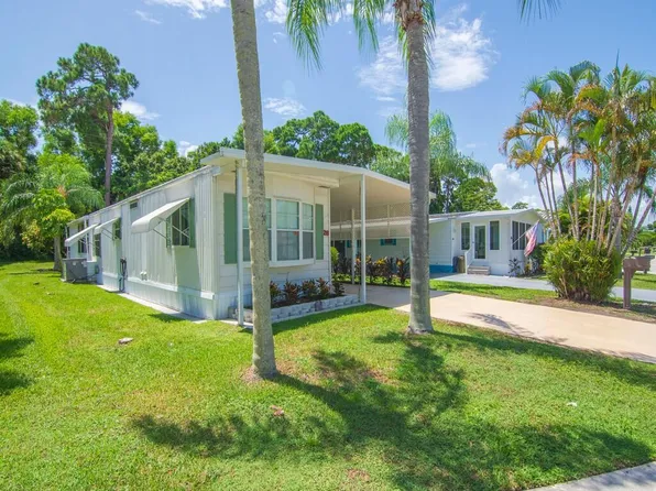 28 Montilla Way, Port St Lucie, FL 34952