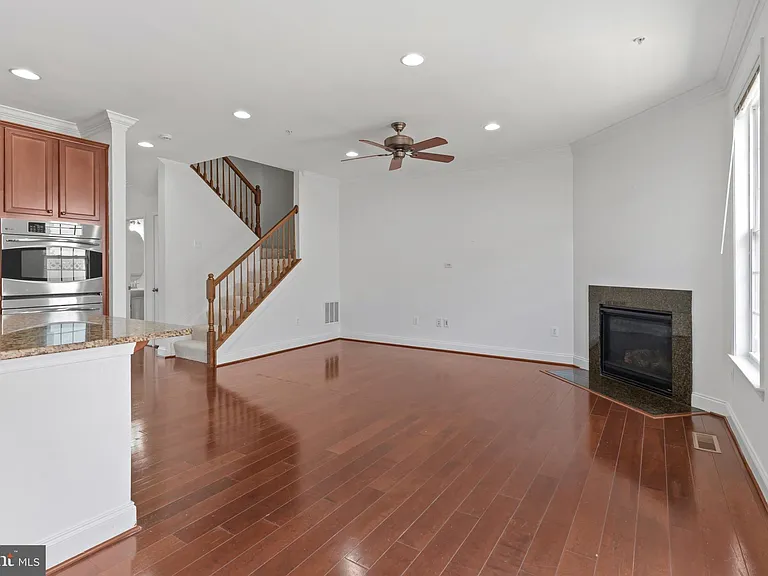 8852 Purple Iris Ln #16 — Photo 20