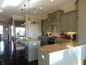 3rd image of 1208 Windstone Dr