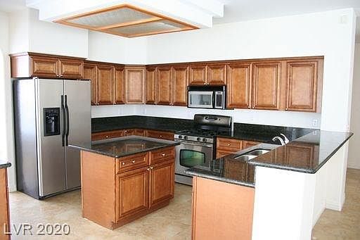 4th image of 8441 Bay Point Dr