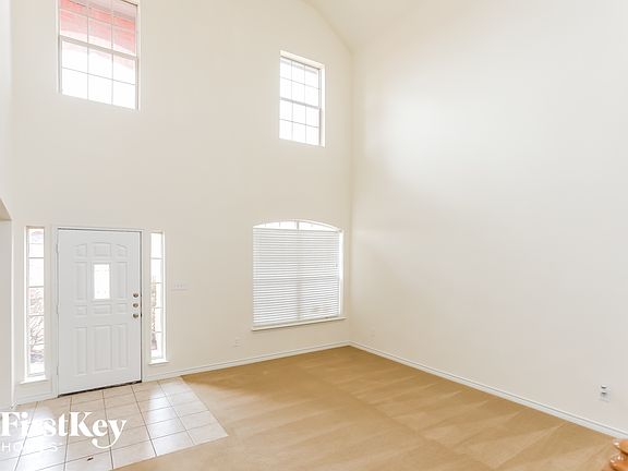2nd image of 7715 Longbow Ln