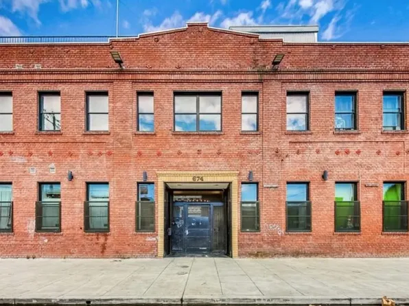 669 24th St #1, Oakland, CA 94612