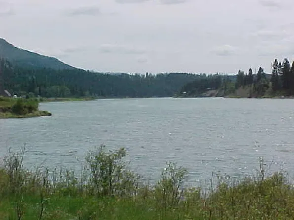 131 Otter Ln, Cusick, WA 99119