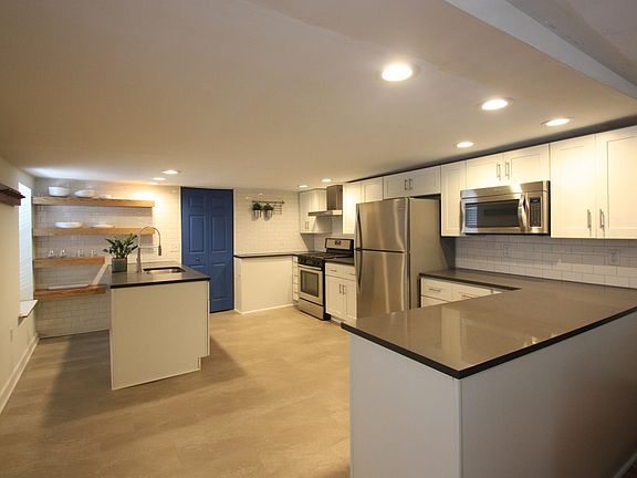 2nd image of 436 Liberty Hl #1
