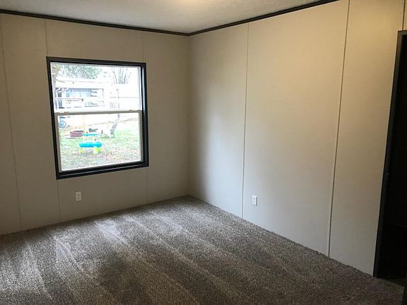 3rd image of 589 Triann Dr SE #198