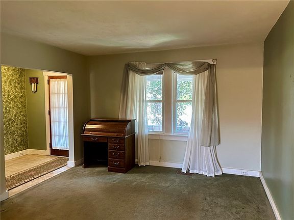 3rd image of 1720 Warriors Rd