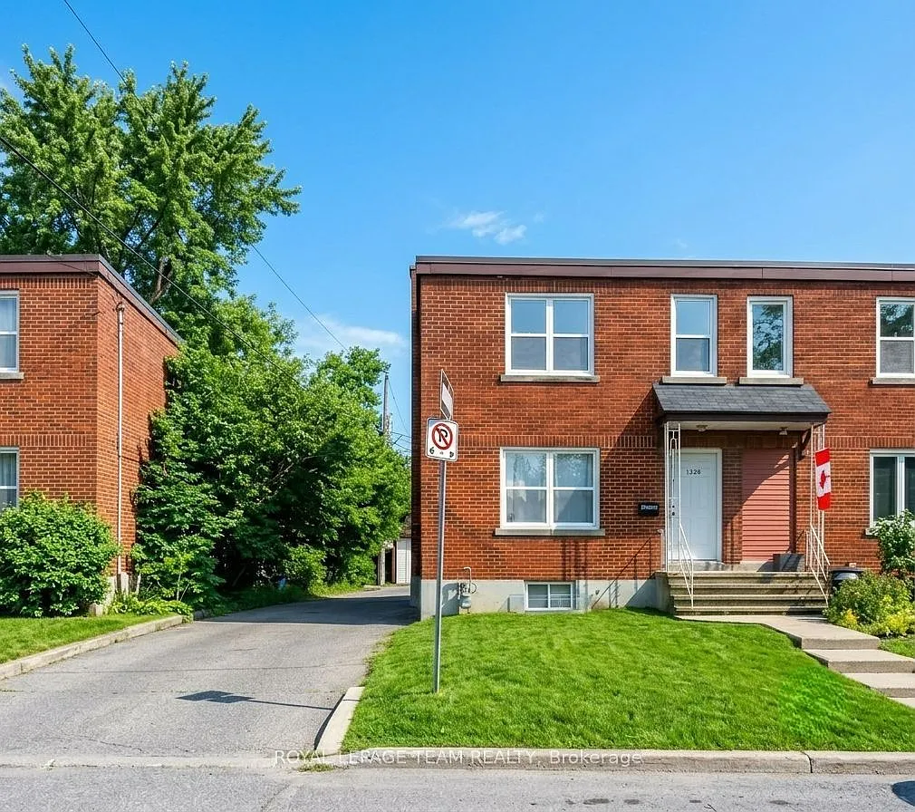 3 bed, $2,600 — Photo 2