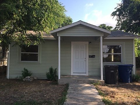 3rd image of 715 Kentucky Ave