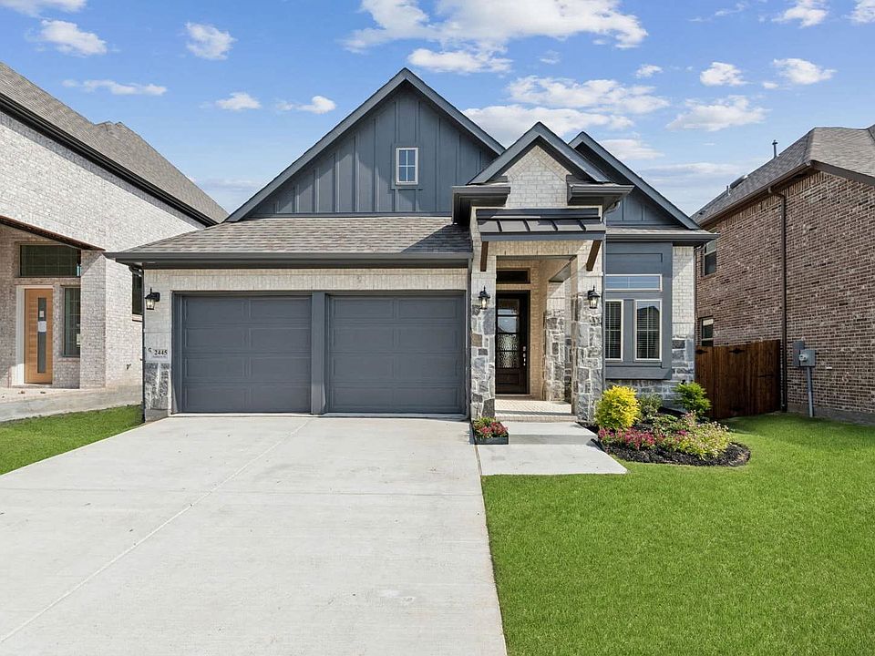 1st image of 3834 Belleview Pl