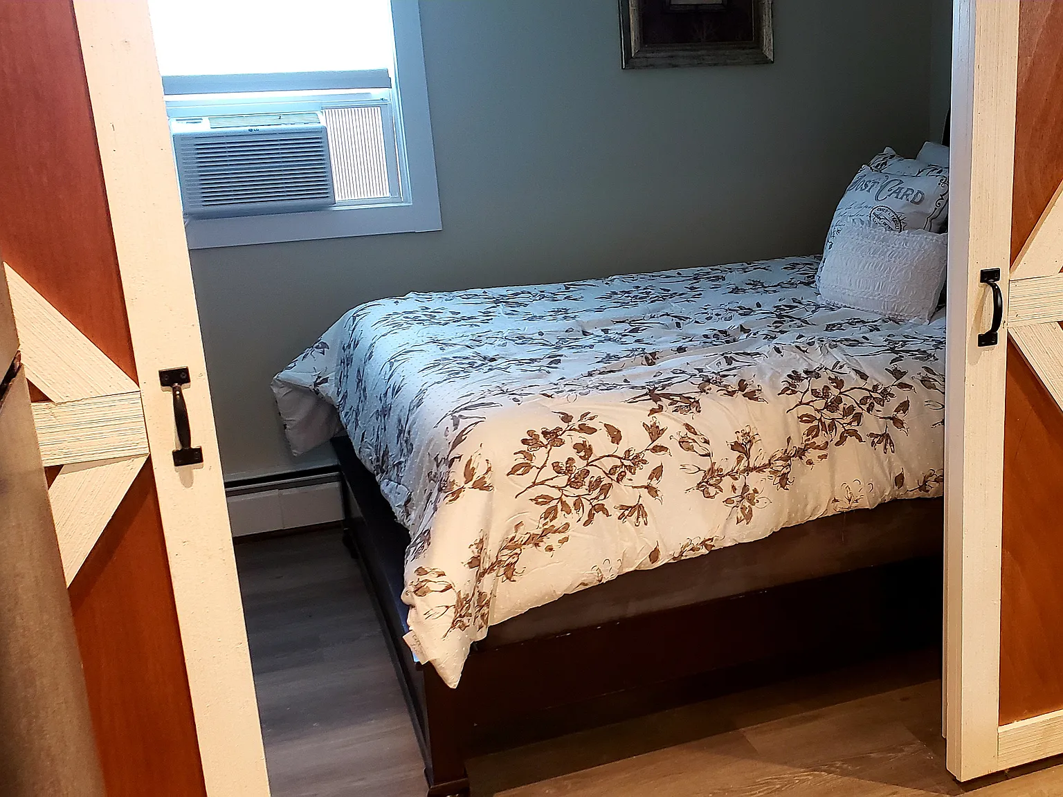 1 bed, 450 sqft, $1,200 — Photo 4