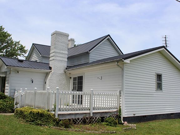 4th image of 2485 Curtis Pike