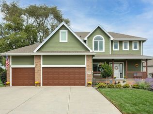 19762 N St, Omaha, NE 68135
