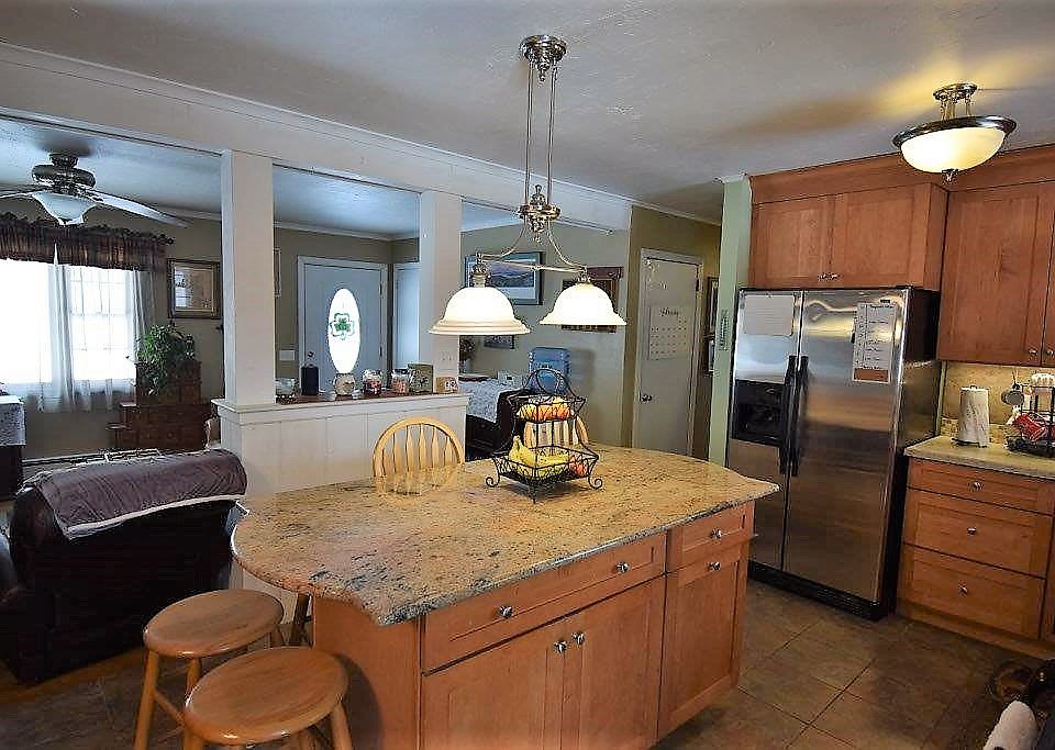 2nd image of 14 Skyline Dr