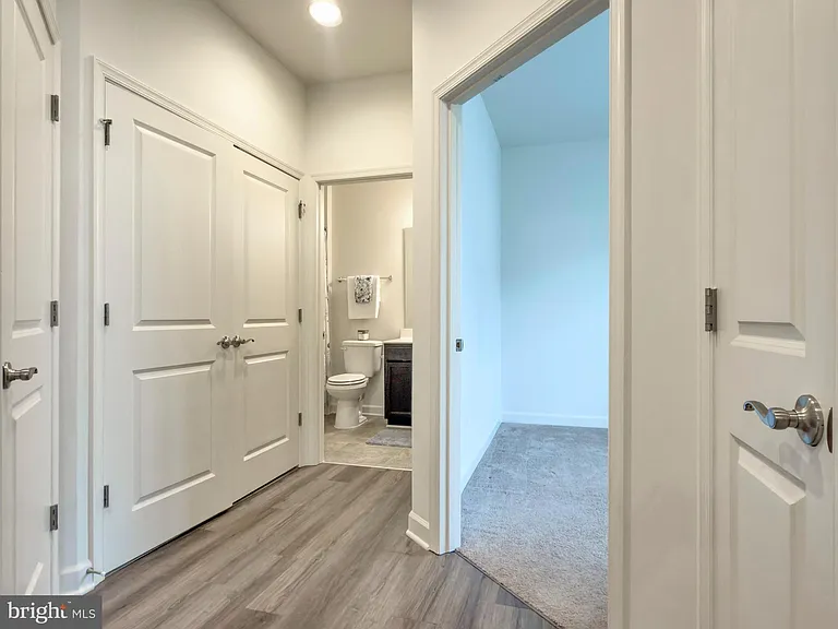 306 Buckeye Cir — Photo 54