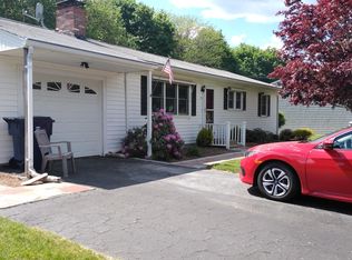 19 Lawnwood Rd, North Kingstown, RI 02852