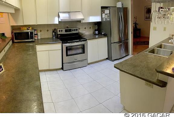 5th image of 2825 NW 23rd Dr