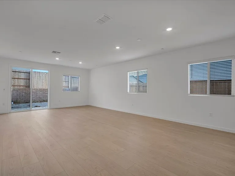 12658 Rosefinch Way — Photo 6