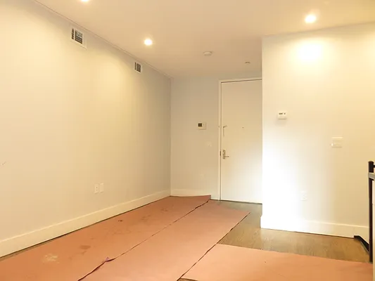 Rented by Rennit Inc. | media 9