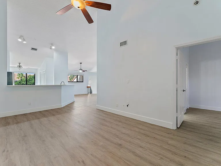204 Sea Oats Dr #G — Photo 18