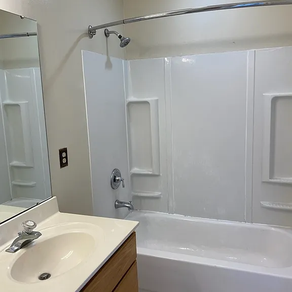 13 Barclay Dr — Photo 11