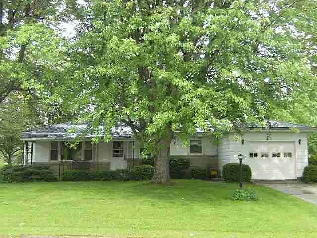1st image of 131 Woodland Dr