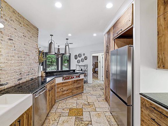 4th image of 3313 Deborah Dr