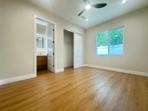 4th image of 204 N Willow Ave #2