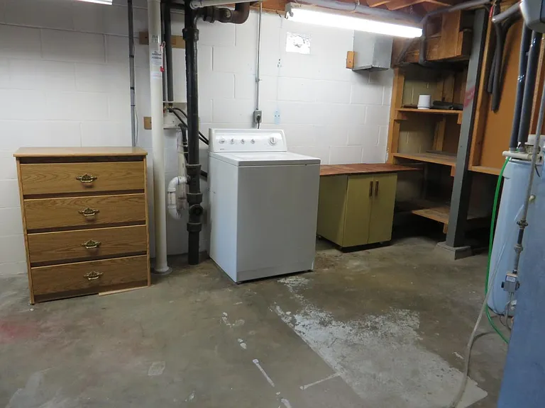 3202 Calhoun St — Photo 15
