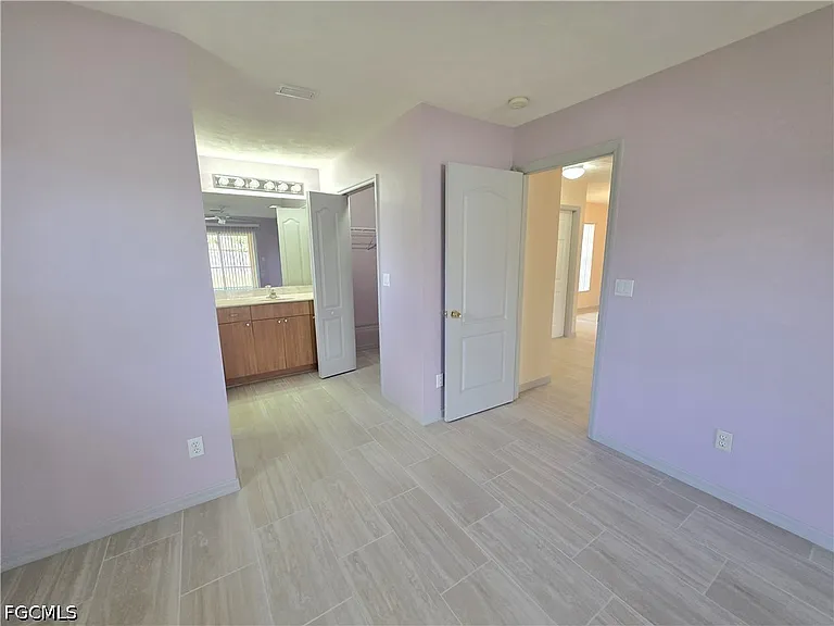 4614 SW 9th Pl — Photo 26