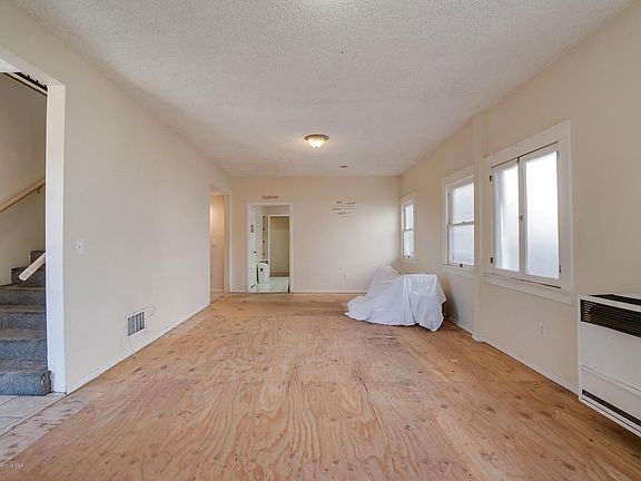 4th image of 524 N Avenue 54