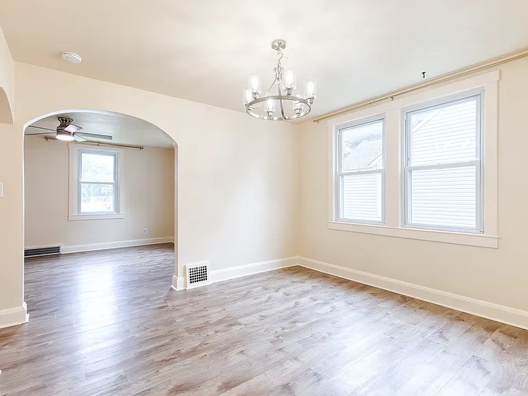 15 Georgia Ave NW — Photo 9