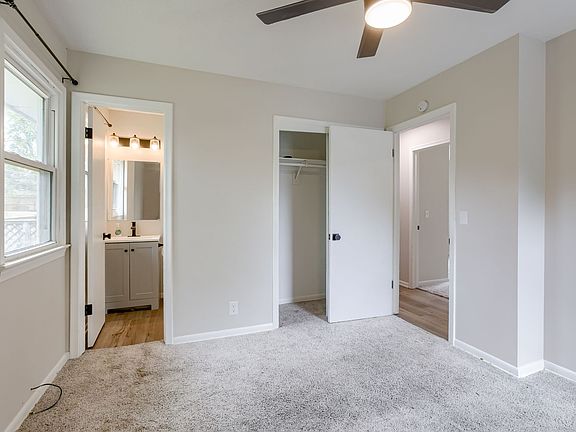 5th image of 9722 Grant St