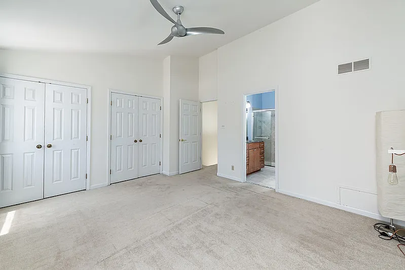 3 bed, 1617 sqft, $2,450 — Photo 2
