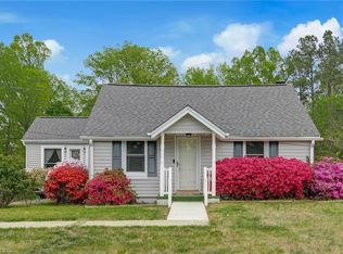 911 Wolf Island Rd, Reidsville, NC 27320