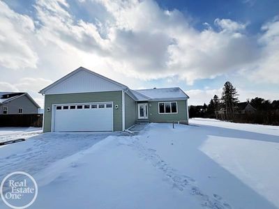 2011 Edward Ln E, Smiths Creek, MI, 48074