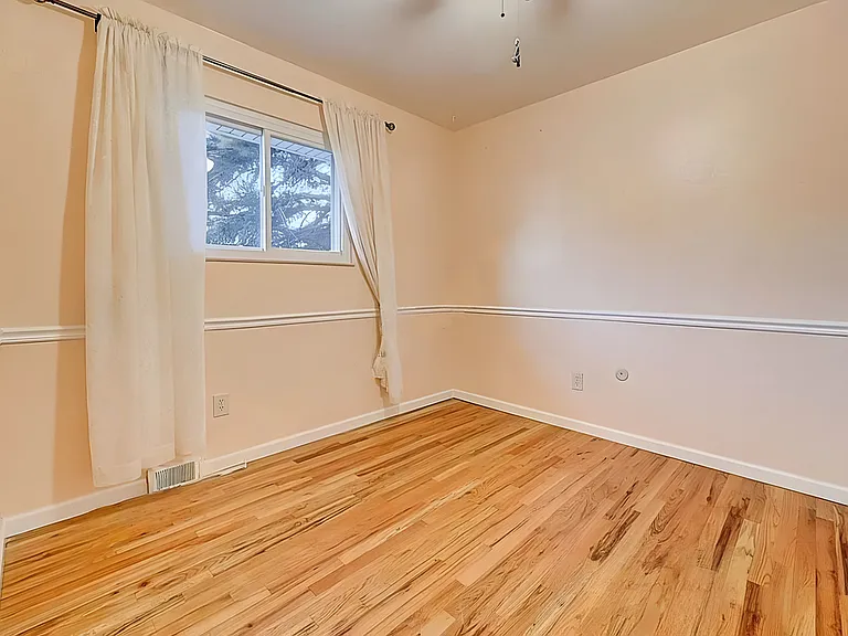 34 N Garland Ave — Photo 14