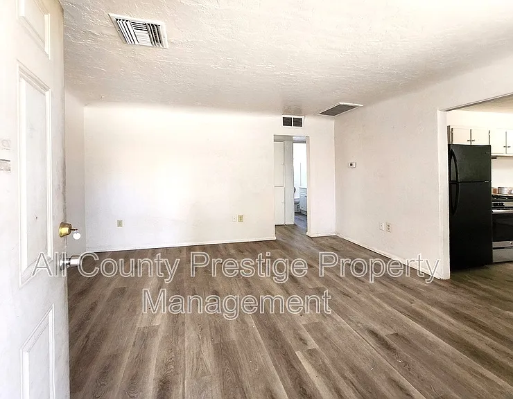 1915 E Osborn Rd #2 — Photo 2