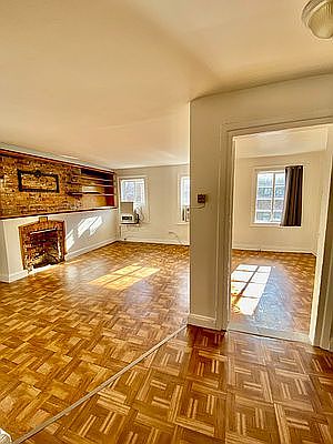 1st image of 59 Grove St #3