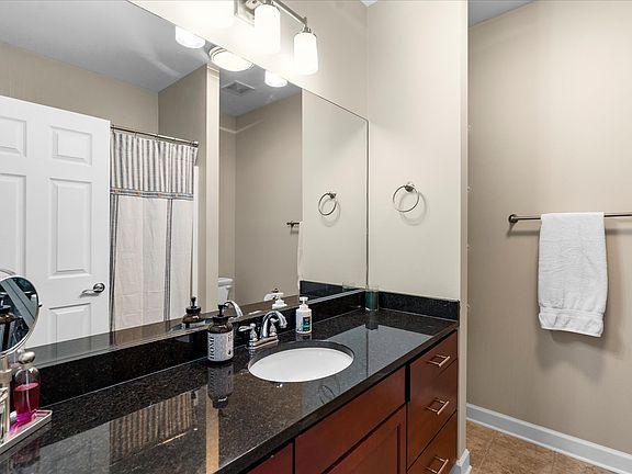 5th image of 229 Delmont St