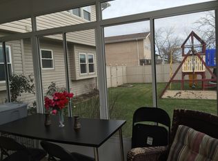 7447 W Benton Dr, Frankfort, IL 60423