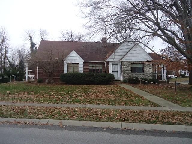 1st image of 7300 Brookcrest Dr